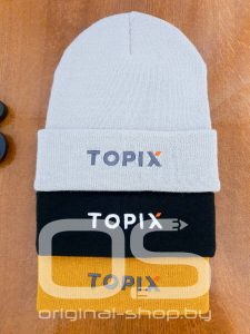 Шапка с вышивкой Topix