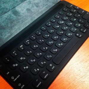 Гравировка клавиатуры iMac